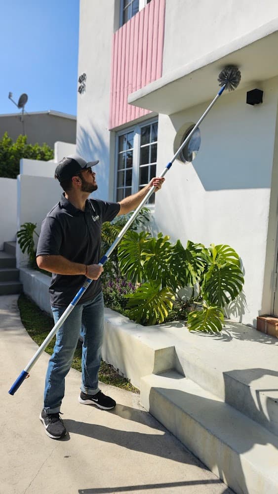 Google street view image of Dade Pest Solutions